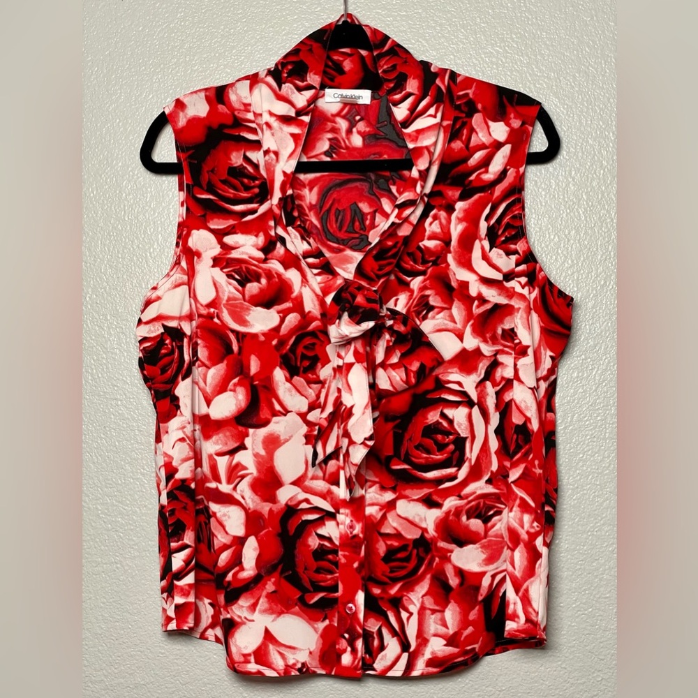 Calvin Klein Rose Pattern Sleeveless Button Down Blouse with Tie Front Detail